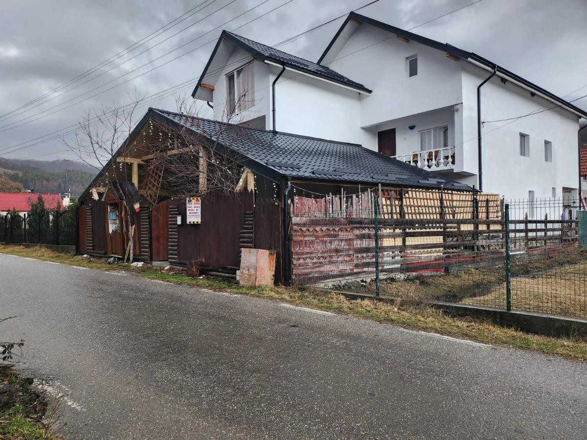Casa Denisa Vidraru Transfgarasan Hotel Capatineni-Ungureni Luaran gambar